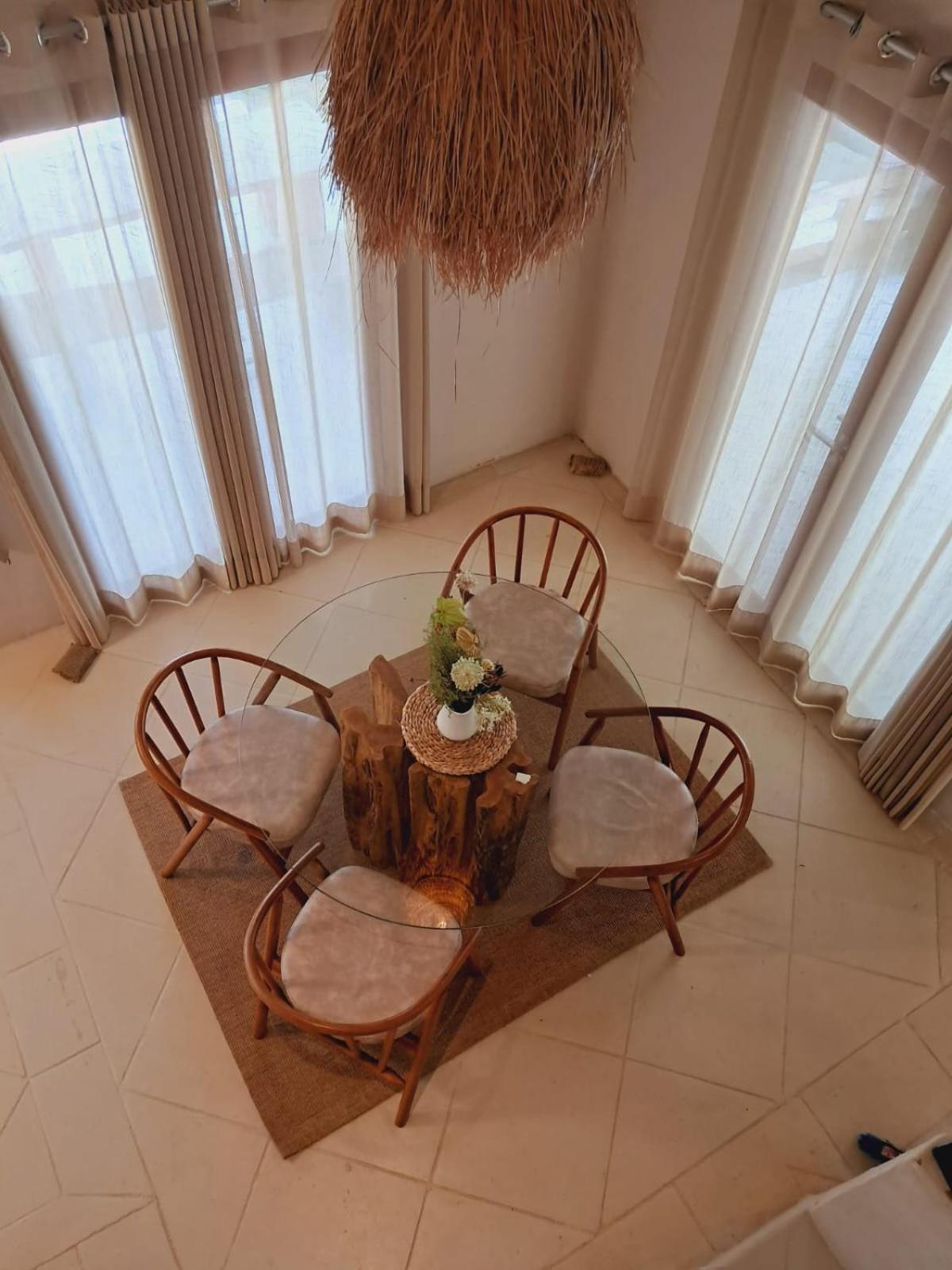 Kanaha Beach Villa อิกาไรย์ ห้อง รูปภาพ